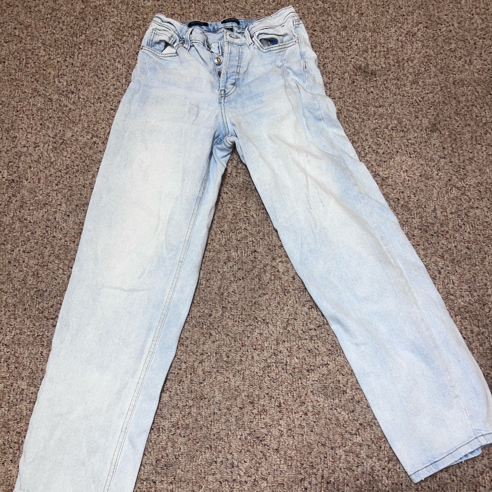 Light wash jeans